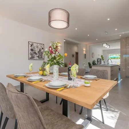 Summer House Willa Bukovic