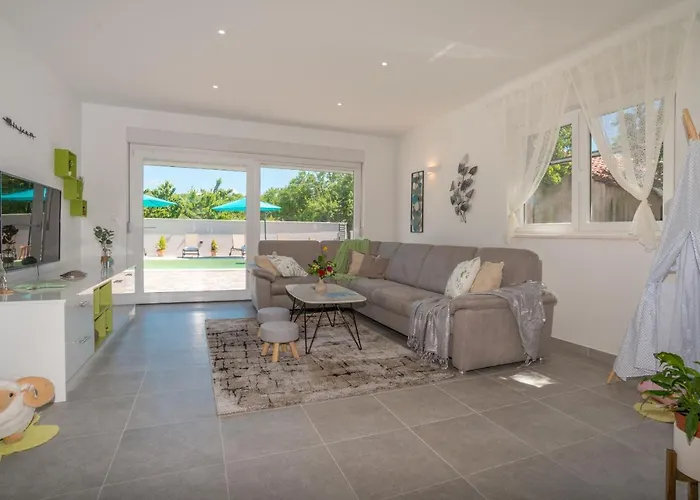 Summer House * Bukovic