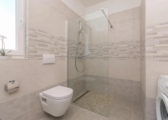 Summer House * Bukovic