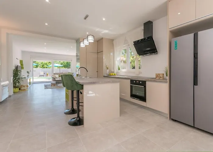 Summer House Вилла *